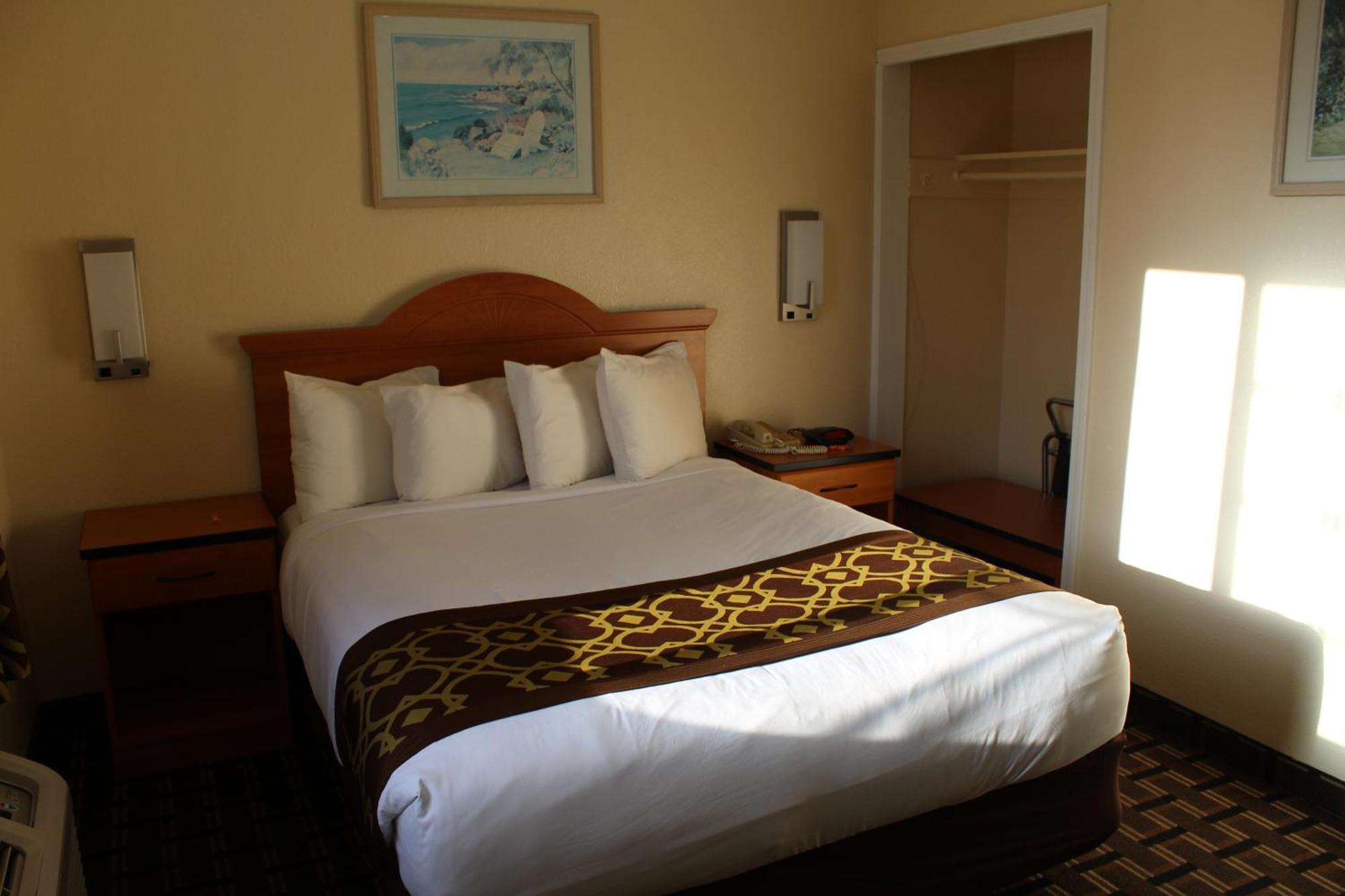 Deluxe Queen Suite 2 Queen Beds Non Smoking