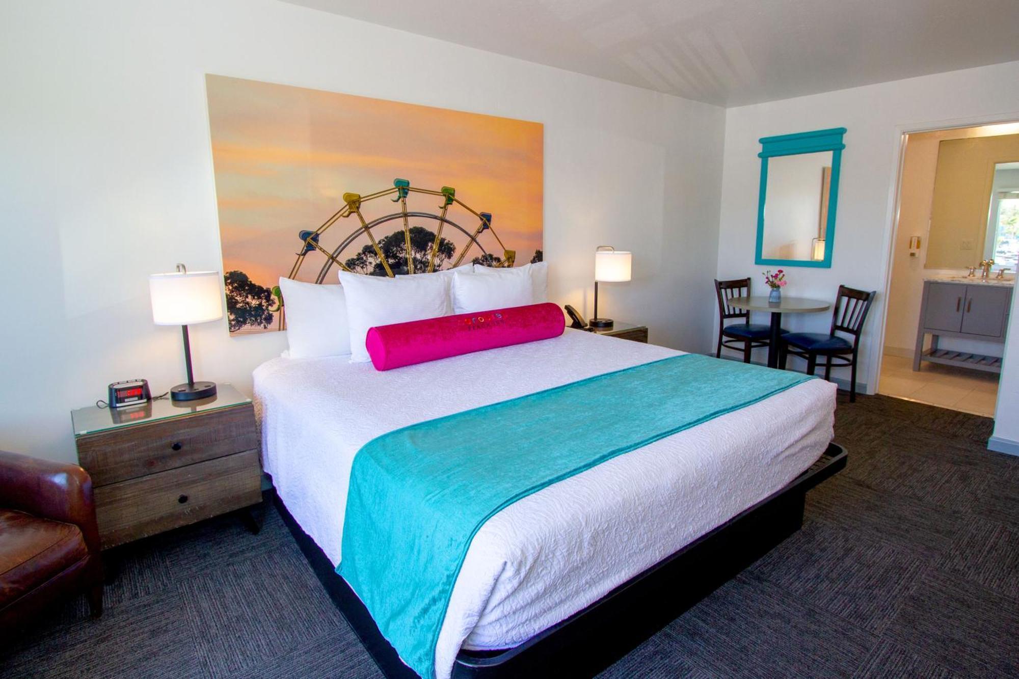Standard King Room