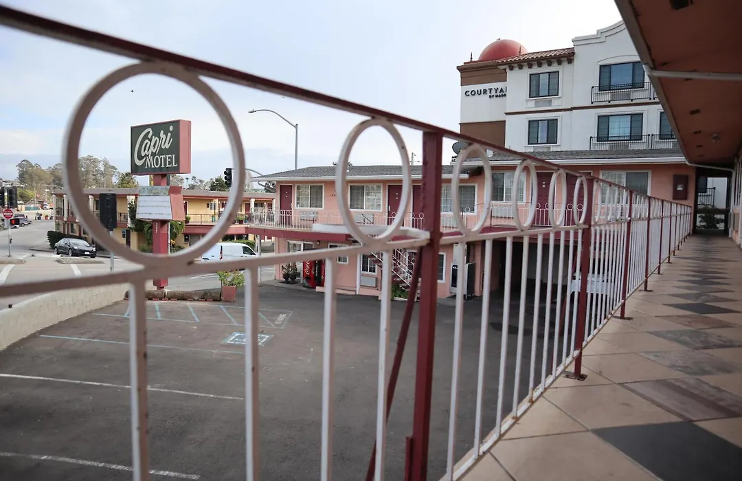 Capri Motel Santa Cruz Beach Boardwalk-1