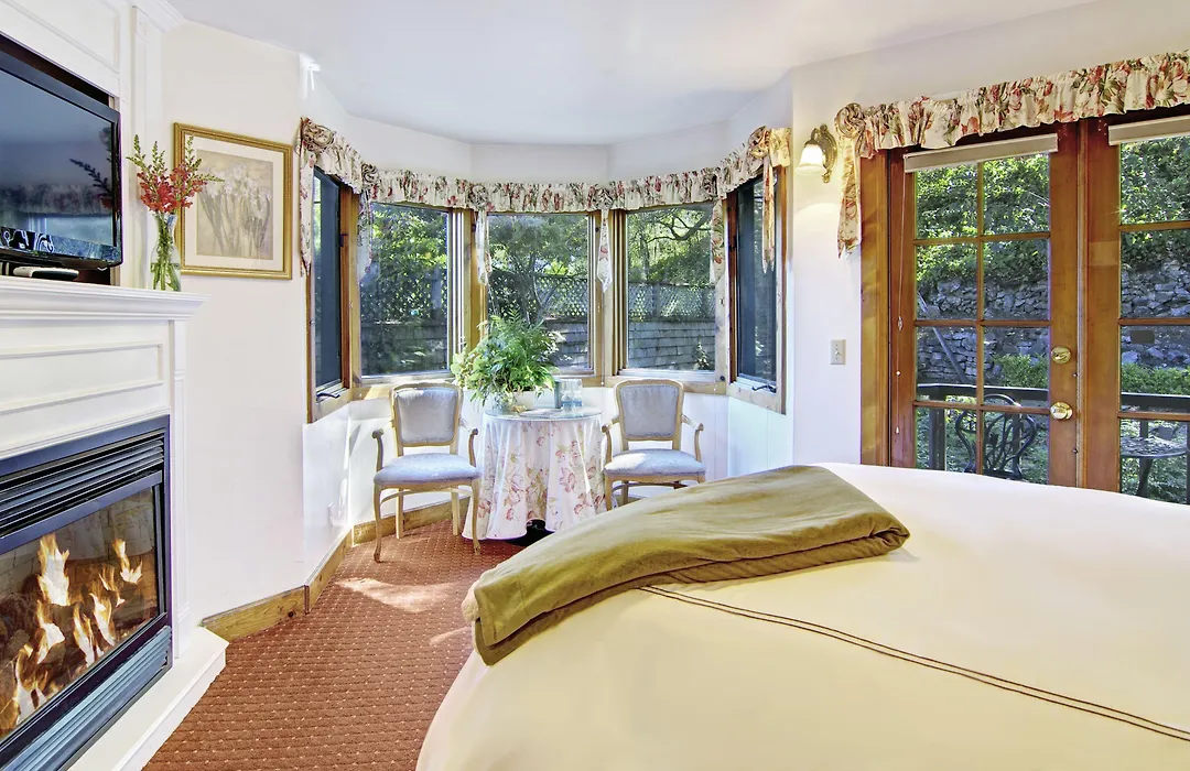 The Babbling Brook Inn-1