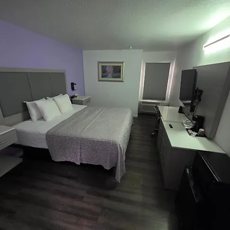 The Aqua Pacific Hotel-3