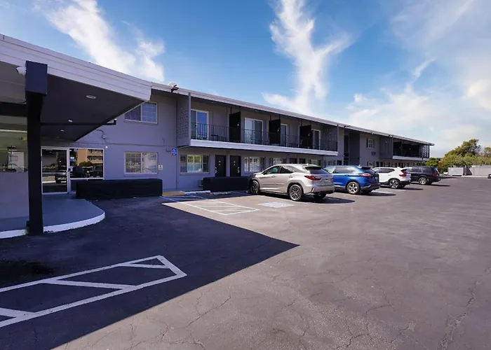 Seaside Inn & Suites Santa Cruz